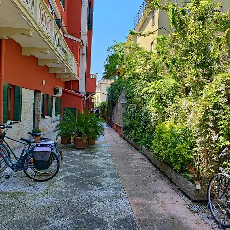 Leo's House With Garden Apartman Lido di Venezia