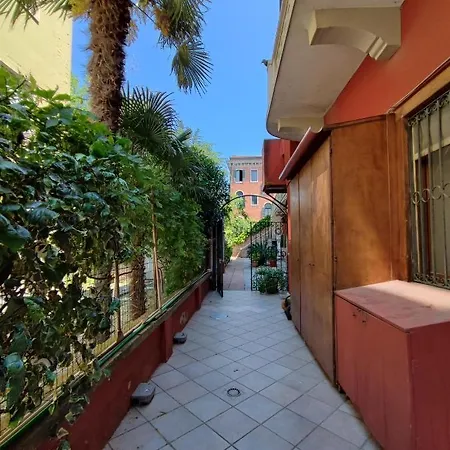 Leo's House With Garden Lido di Venezia