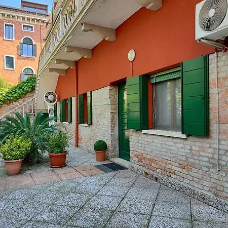 Apartment Leo's House With Garden *