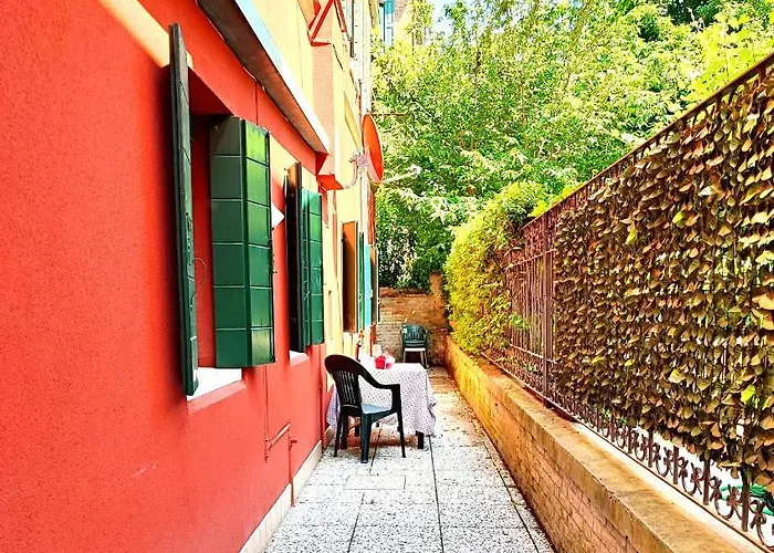 Leo's House With Garden * Lido di Venezia